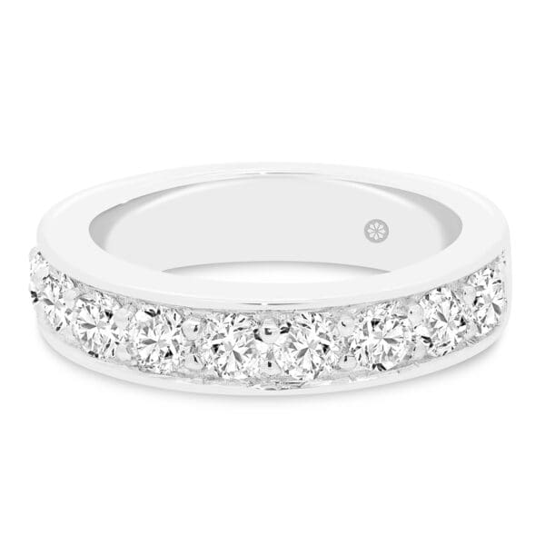 Millie 3.0 Lab Grown Diamond 1.00Ct Lab Grown Diamond Pave Set Wedding Ring