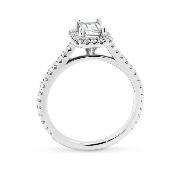 Ava Emerald 7X5-8X6 Supernova Moissanite