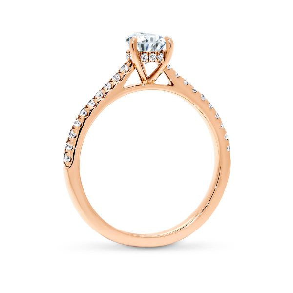 5 prong ring on diamond encrusted band 9K Gold setting