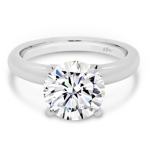 Fiona Round 8.5-9.0 4-prong Round Moissanite Solitaire engagement ring
