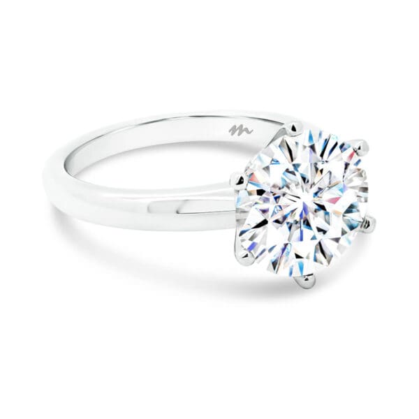 Hazel 9.5-10.0 Supernova Moissanite