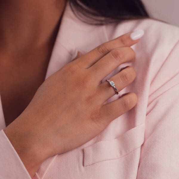Jolie Oval 6X4 Supernova Moissanite