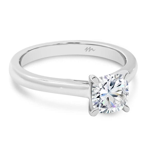 Leisel Cushion 6.0 Supernova Moissanite
