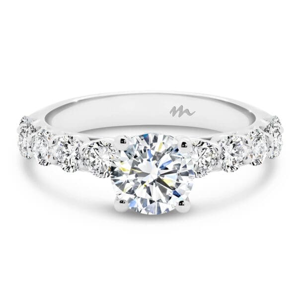 Maxine 6.5-7.0 Supernova Moissanite