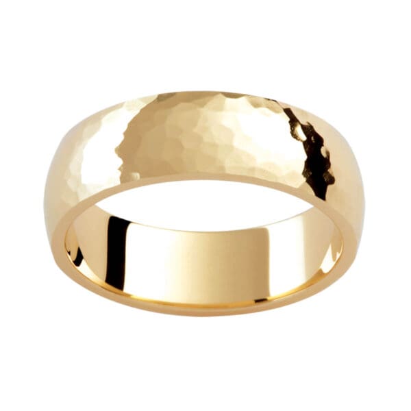 P249 Polished Yellow Gold Men'S Ring In Hammer Finish