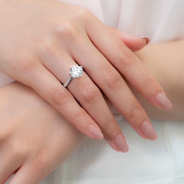Passion 8.5-9.0 Supernova Moissanite