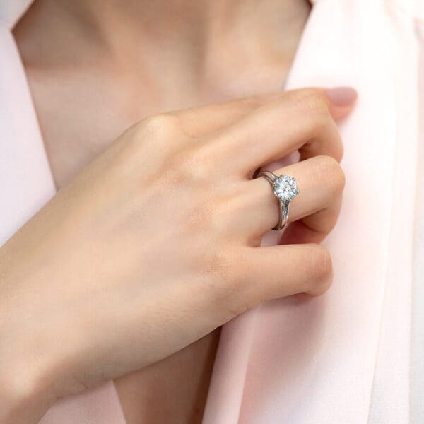 Peony 7.5-8.0 Supernova Moissanite