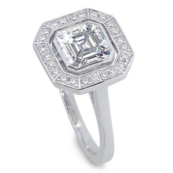 Pippa Supernova Moissanite