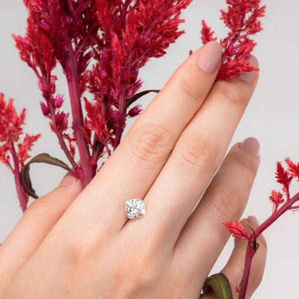 Supernova Moissanite Cushion Cut