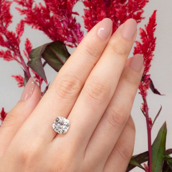 Supernova Moissanite Cushion Cut