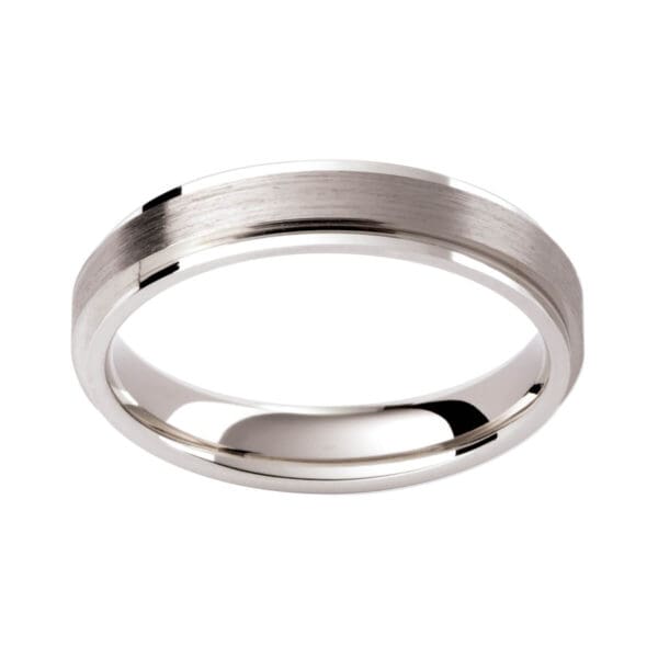 Gc132 Men'S Band In A Flat Profile With Raised Centre Part Brushed Finish