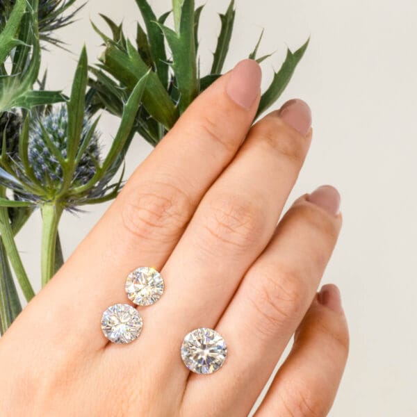 Supernova Moissanite Round Brilliant