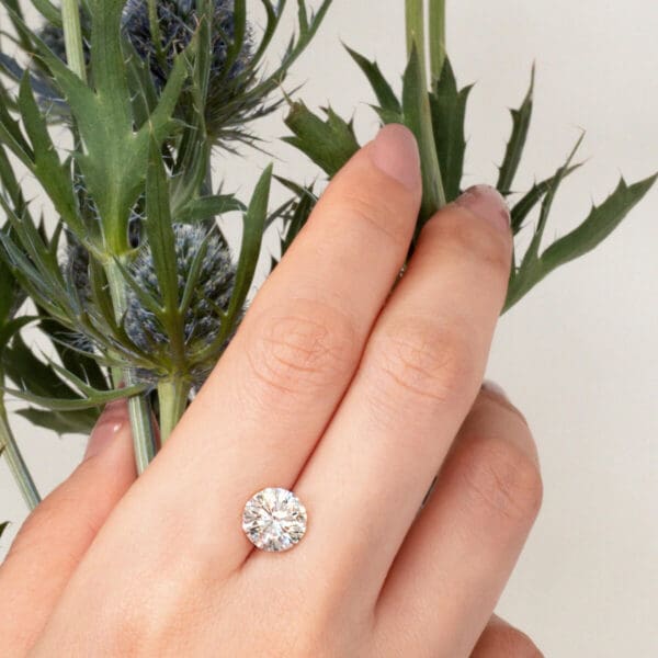 Supernova Moissanite Round Brilliant