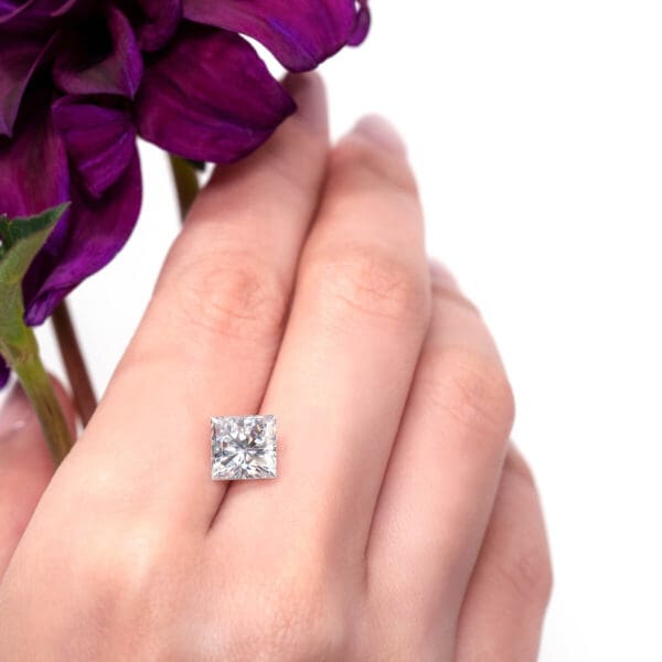 Supernova Moissanite Square Cut