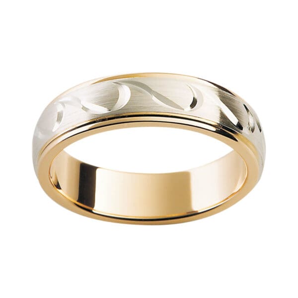 F149M Men'S Band With Engraved Wave Pattern On White Gold Overlay In Yellow Gold Band