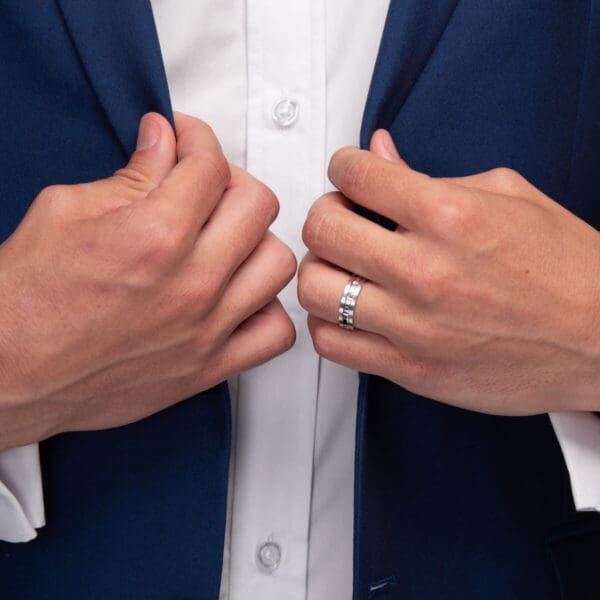 Wedding Ring - F182M
