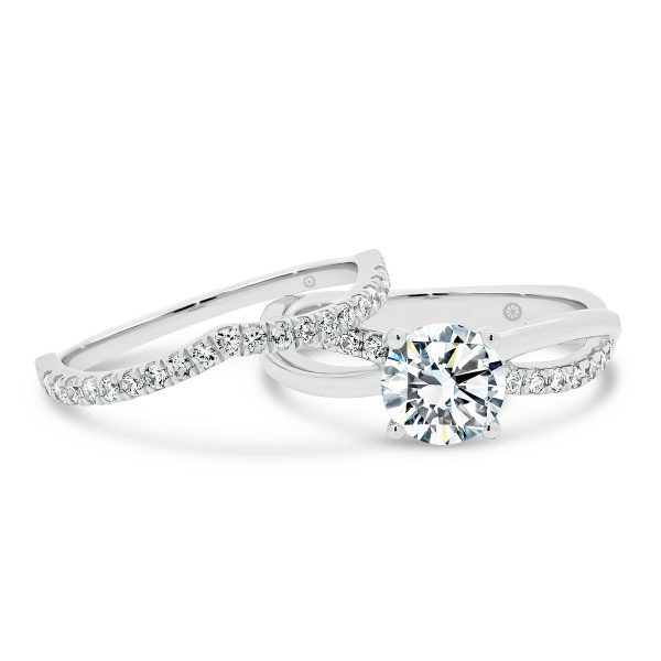 Forestville A lab-grown diamond encrusted jigsaw wedding ring