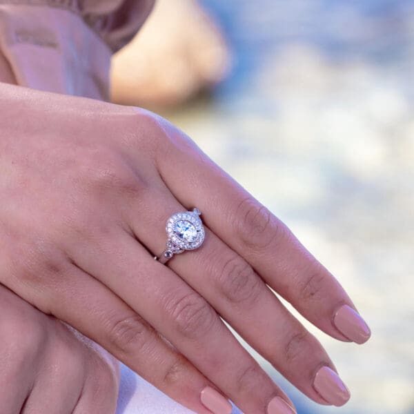 Scarlett Oval Supernova Moissanite