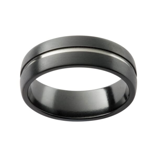 Zrj2 Zirconium Men'S Ring In A Semi-Rounded Band With A Grooved Line