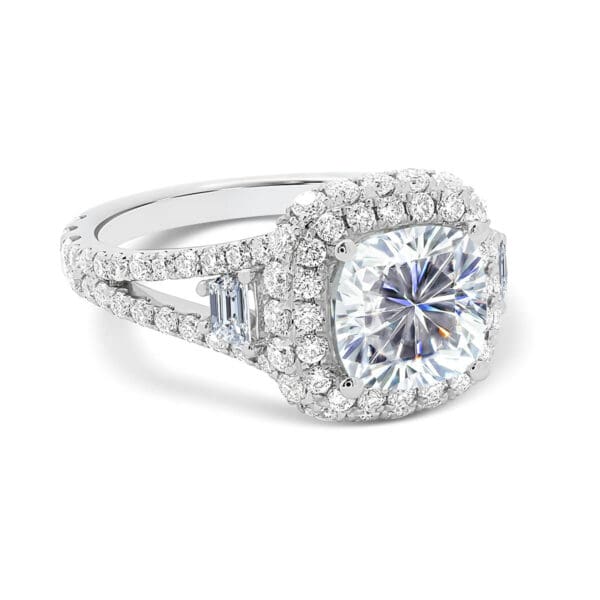 Evangeline Supernova Moissanite