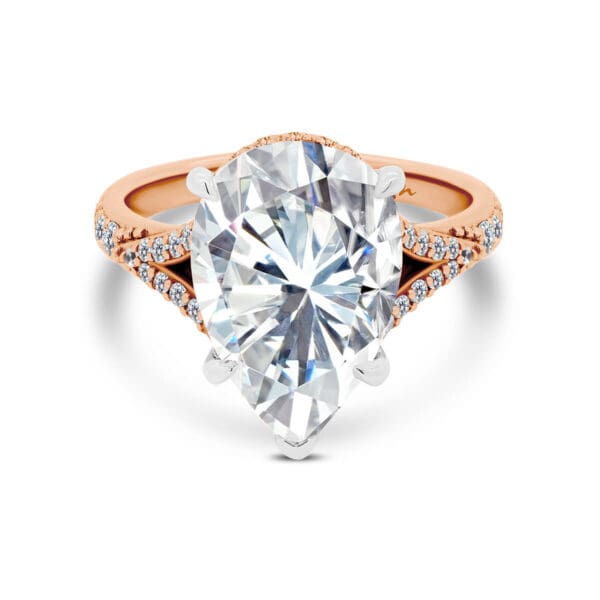 Joselyn Supernova Moissanite