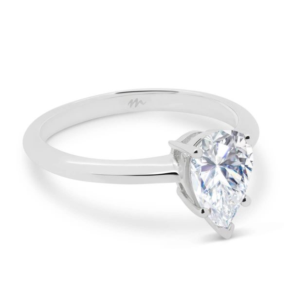 Luna 1.50-2.00ct pear cut solitaire on polished knife-edge band