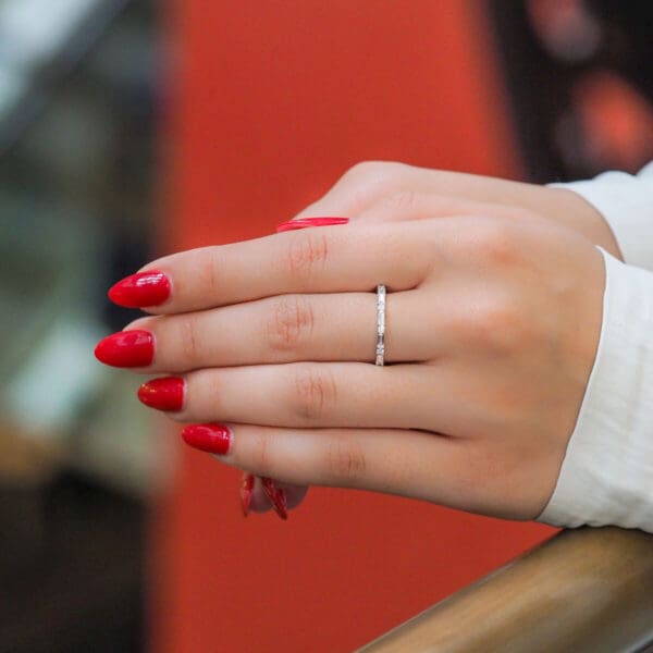 Britanny Supernova Moissanite