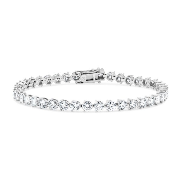 Illawarra 3.5 modern 3-prong full tennis bracelet in 18k gold with safety clasp.