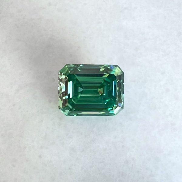 Green Sn Emerald Cropped