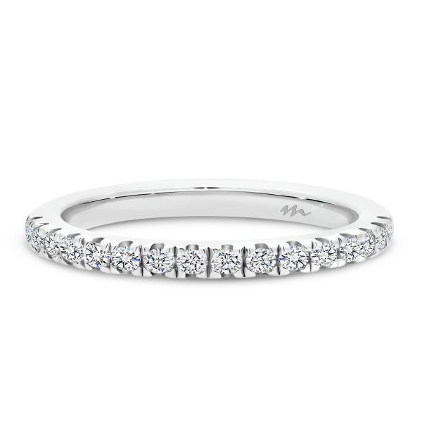 Aspley A Lab Grown Diamond graduating prong set lab grown diamond wedding ring