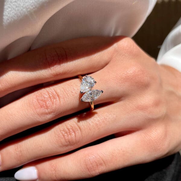 Aurelie 10X5-11X5.5 Supernova Moissanite