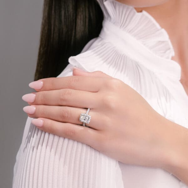 Darlene Radiant 8X6-9X7 Supernova Moissanite