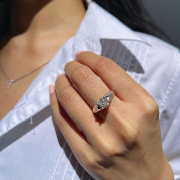 Last Chance To Get The Bonita Moissanite Ring From Moi Moi