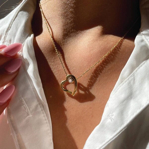 Last Chance to get the the Jade heart-shaped pendant from Moi Moi