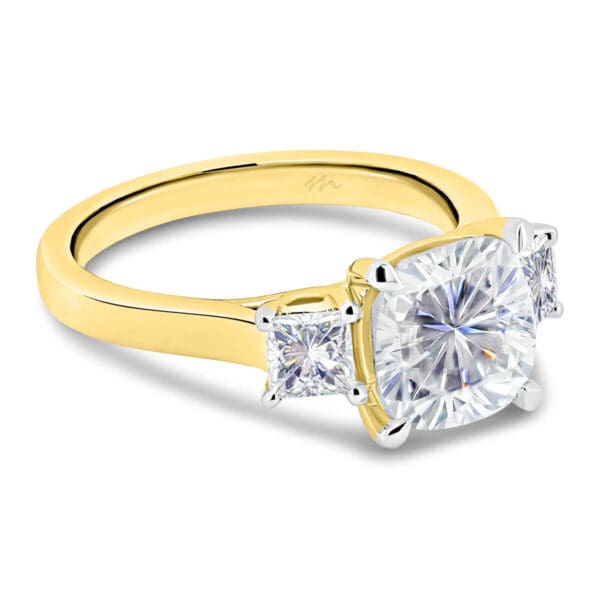 Marigold 7.5-8.0 Supernova Moissanite