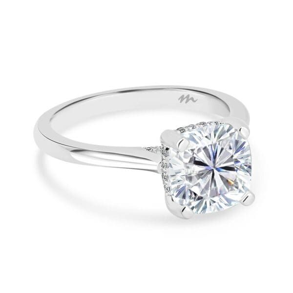 Hattie Cushion 8.0-8.5 Supernova Moissanite