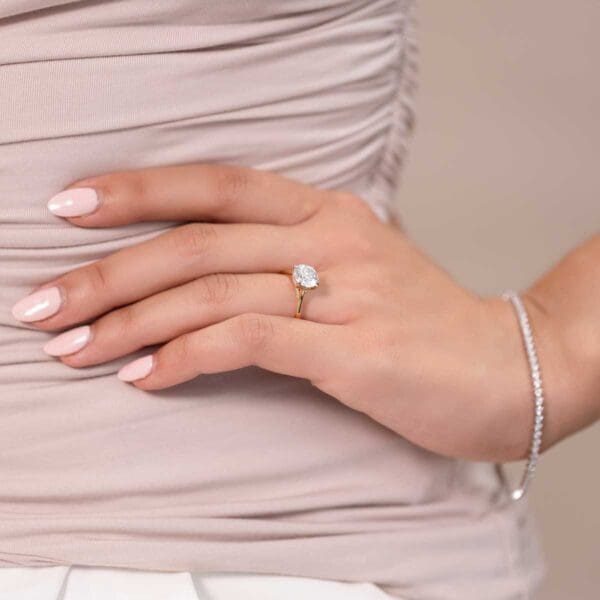 Hattie Round 7.5-8.0 Supernova Moissanite