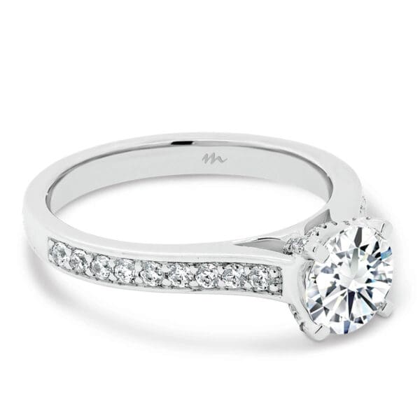 Cambridge Supernova Moissanite