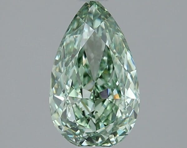 Pear 1.01Ct Green Vs1
