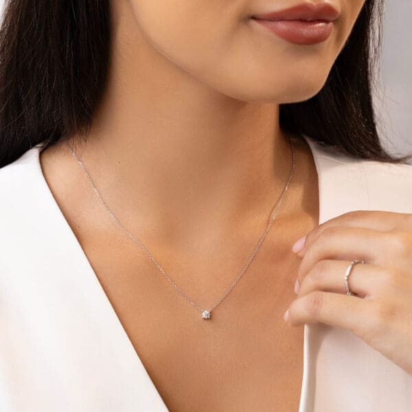 Alice Round 18K Yellow Gold Setting Only - Suits 4.0Mm Round