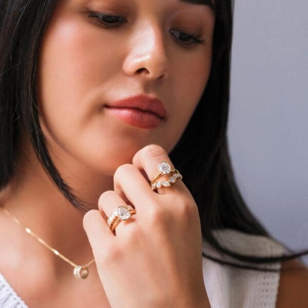 Lottie Oval 9X7 Lg+ Platinum 2.00Ct