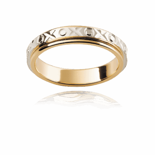 F69M 4Mm Two Tone Patterned Xoxo Motif Flat Band Overlay Centre Smooth Edges Mens Wedding Band