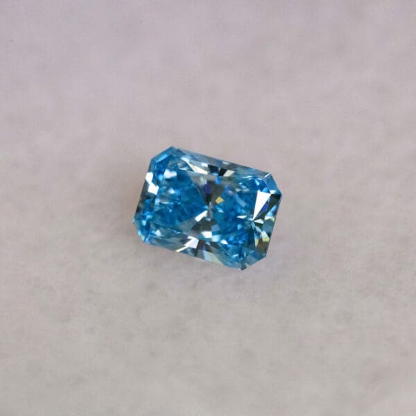 Radiant Cut 1 55Ct Fancy Vivid Blue Vs1 610317794 Angle